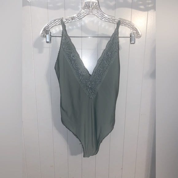 Aerie Olive Green Lace embellished vneck plunge one piece swimsuit - Picture 1 of 3